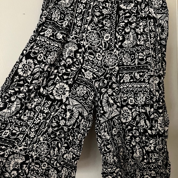 Lush Flowy Pants - Picture 1 of 3